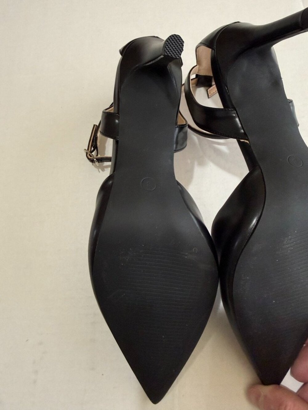 Ribongz Black Heels size 8 - Picture 6 of 8